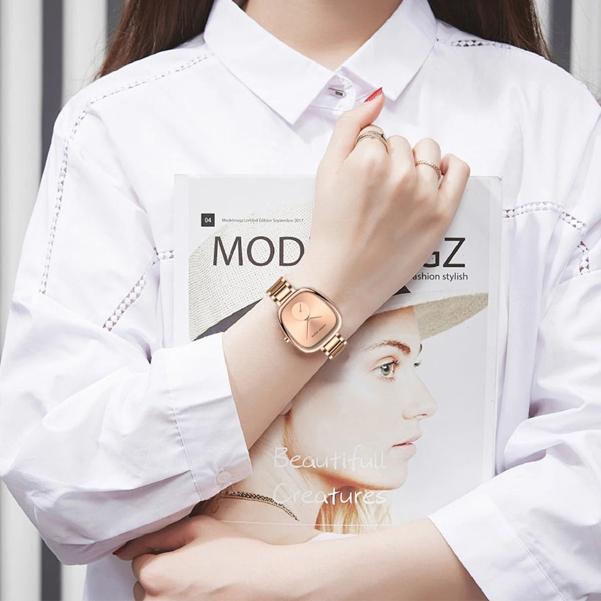 2025 Women's Quartz Wristwatch